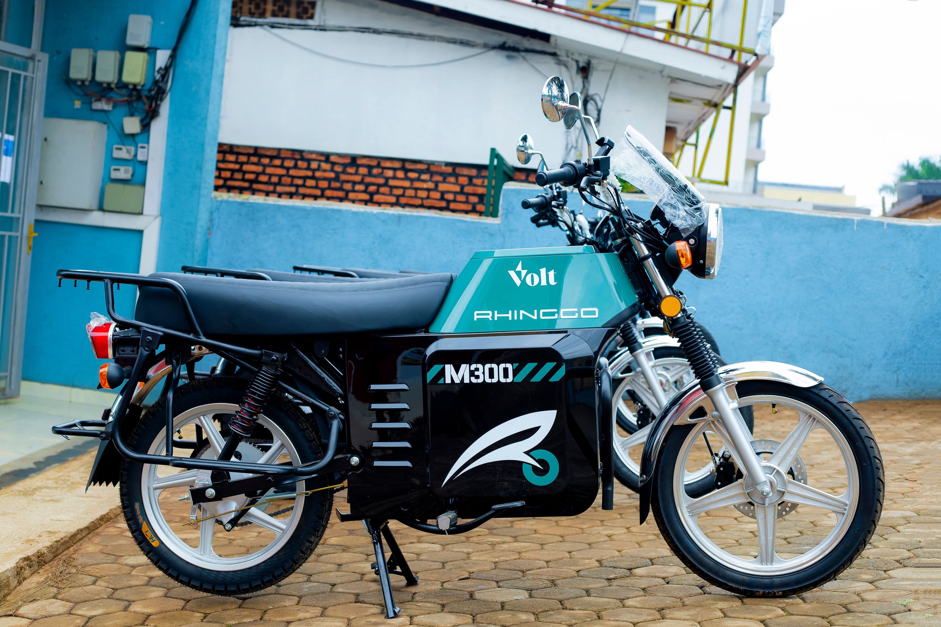 Rhinggo M300 outdoor left profile